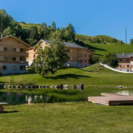 Pradas Brigels Aparthotel