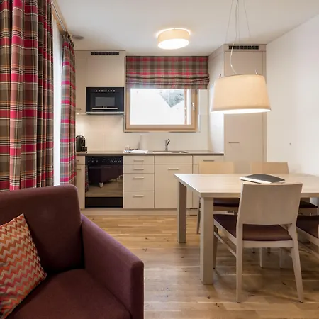 Lägenhetshotell Pradas Brigels Breíl