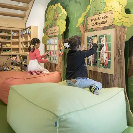 Pradas Brigels 4* Breíl