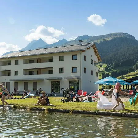 Aparthotel Pradas Brigels Breil/Brigels