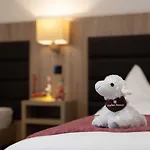 Pradas Brigels 4*