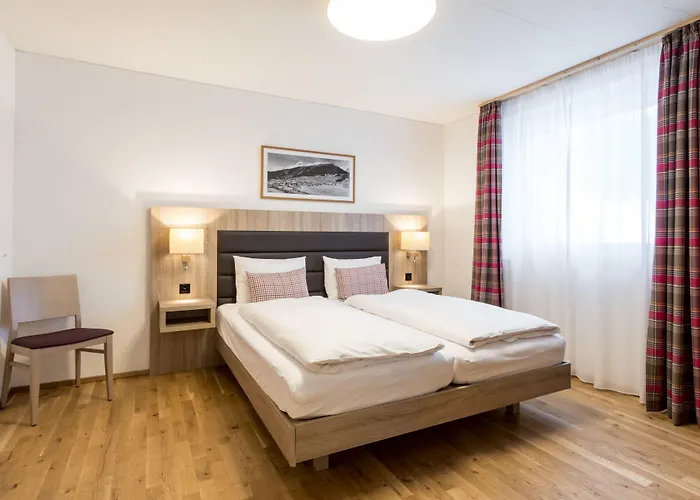 Pradas Brigels Lejlighedshotel